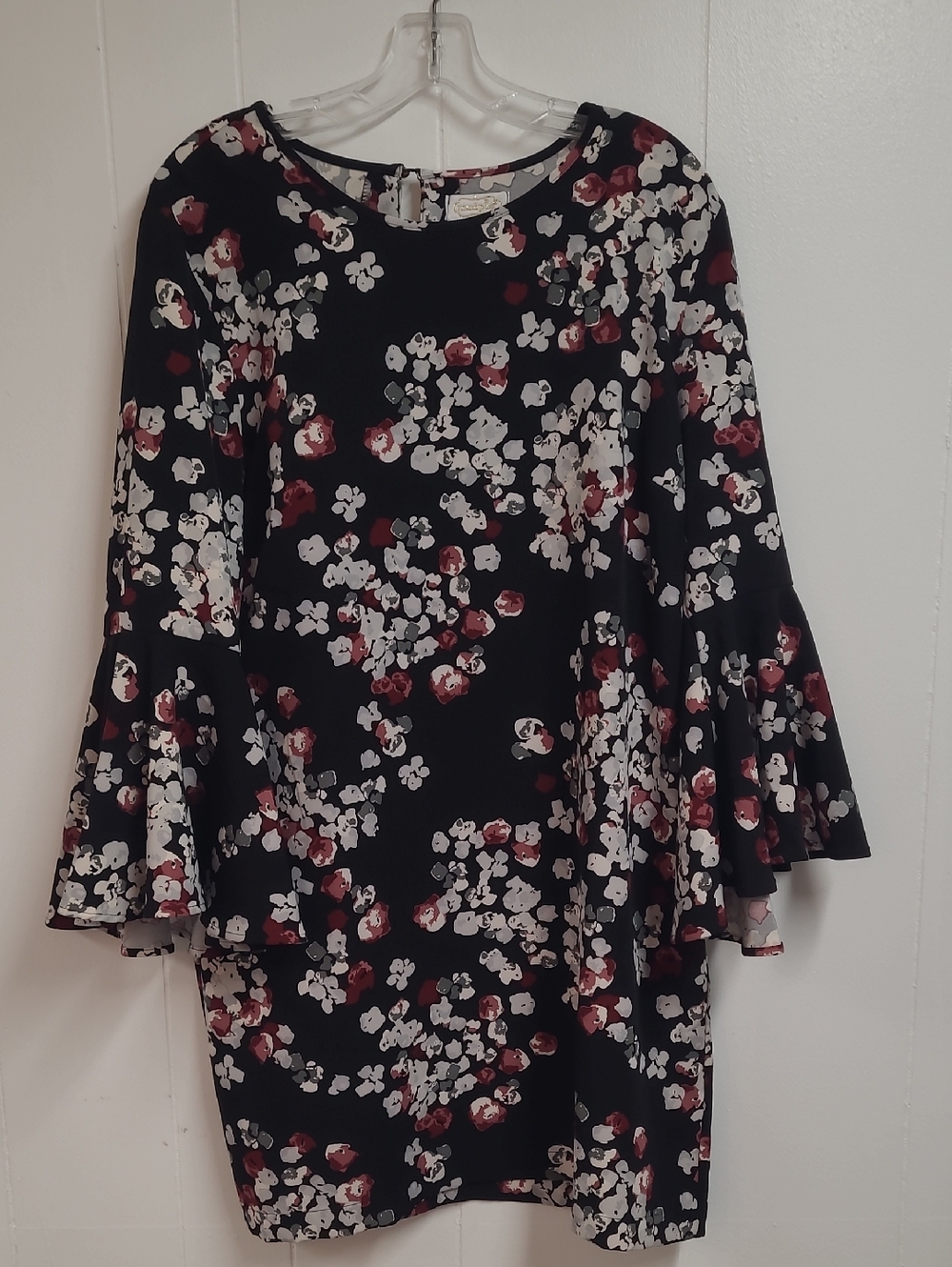 Mud Pie Brooks Floral Bell-Sleeve Shift Dress in Black and Burgundy SZ Large
